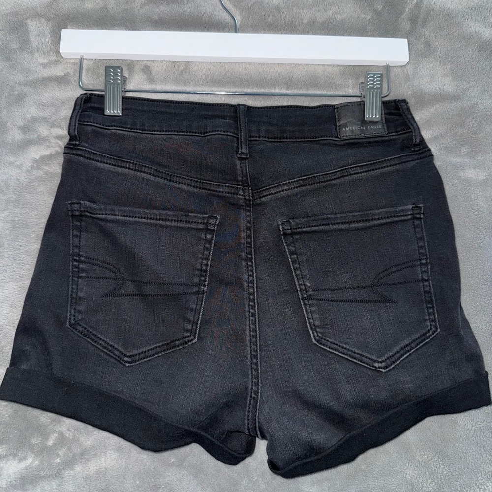Black High Rise Shorts - size 4 - Picture 2 of 4